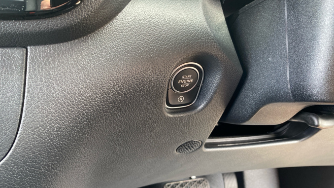 Mercedes-Benz Vito L2 Diesel Rwd 116CDI Select Van 9G-Tronic - Image 36